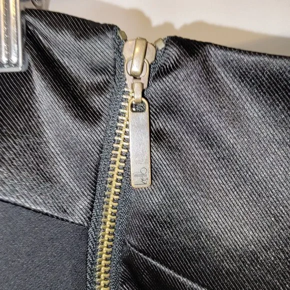 Kello Scandinavia Pencil Skirt - Black - One zipper on either hip - DK42/US Med - Picture 3 of 5